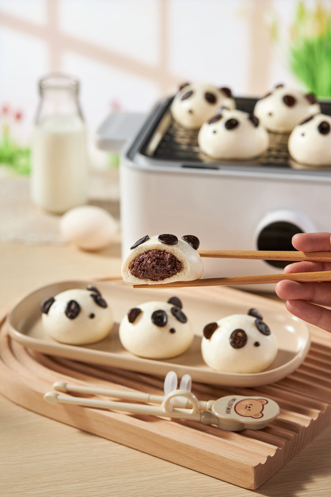 ⁠熊猫形包 Panda shaped Bun