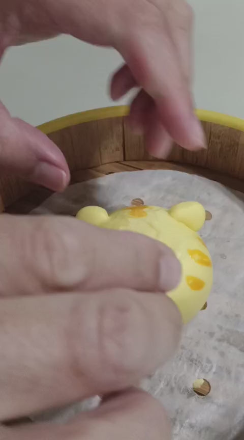 老虎形流沙包 Tiger shaped Bun